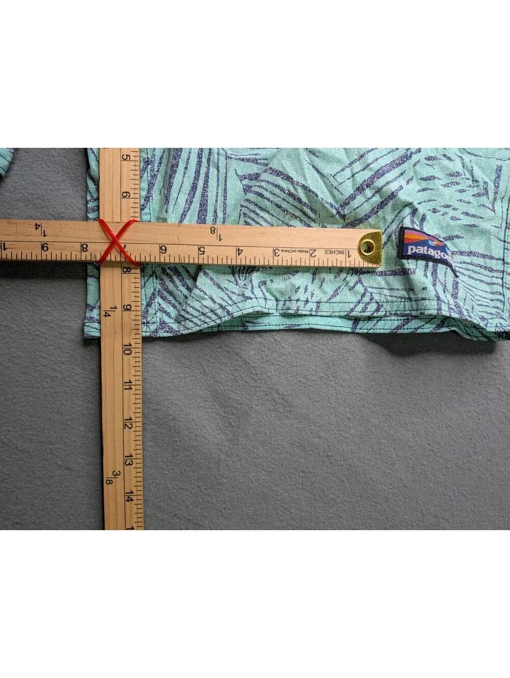 Patagonia Swim Shorts Mens 40 Green Leaf Print Board Shorts Zip Pocket Quick Dry